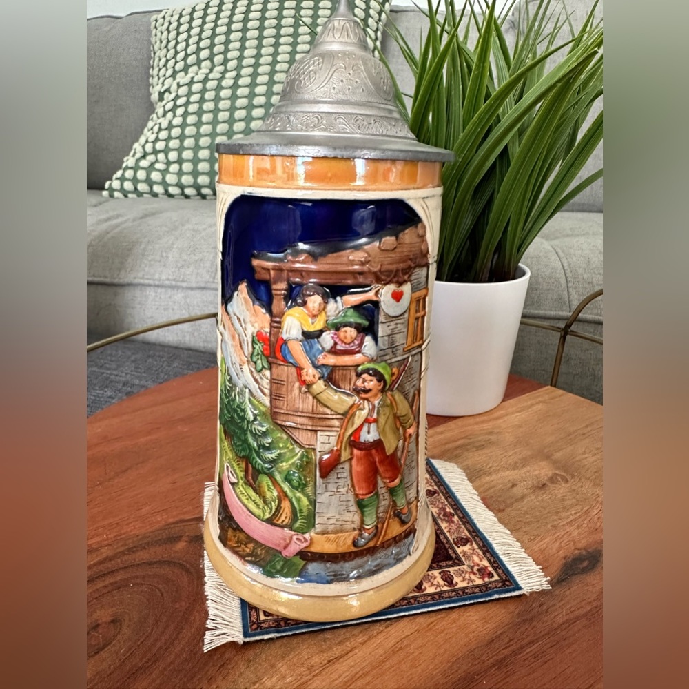 Vintage Reinhold Merkelbach beer stein “departing hunter”